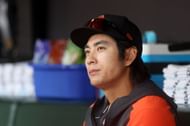 Jung Hoo Lee Contract